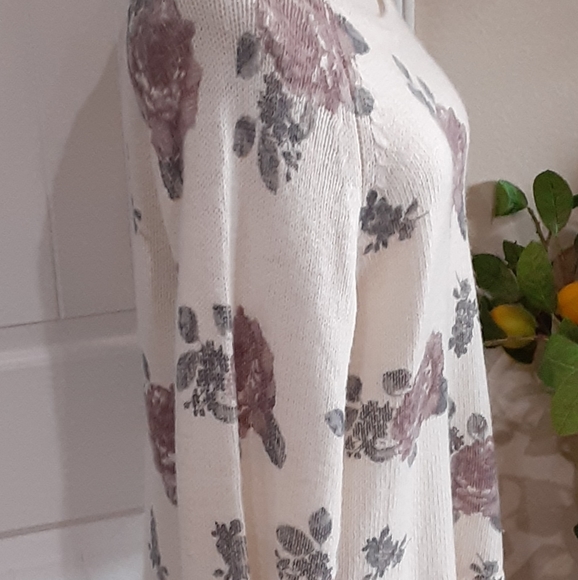 NWT, Lucky Brand, Los Angeles, Cotton Blend, Floral Pullover, Size Large - Picture 5 of 9
